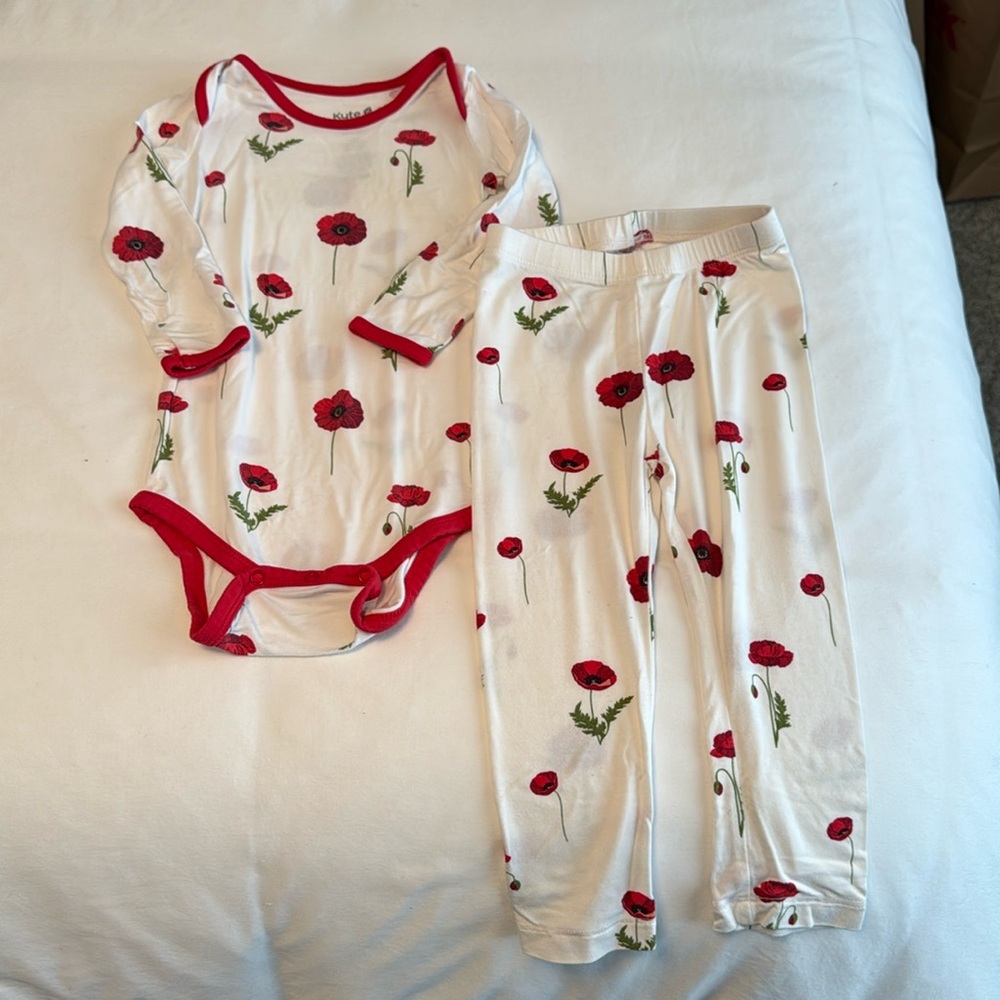 Kyte Baby Onesie and Pants Set